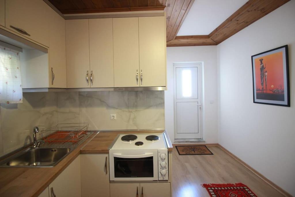 Emblematic House 3 Leilighet Gjirokastër Eksteriør bilde